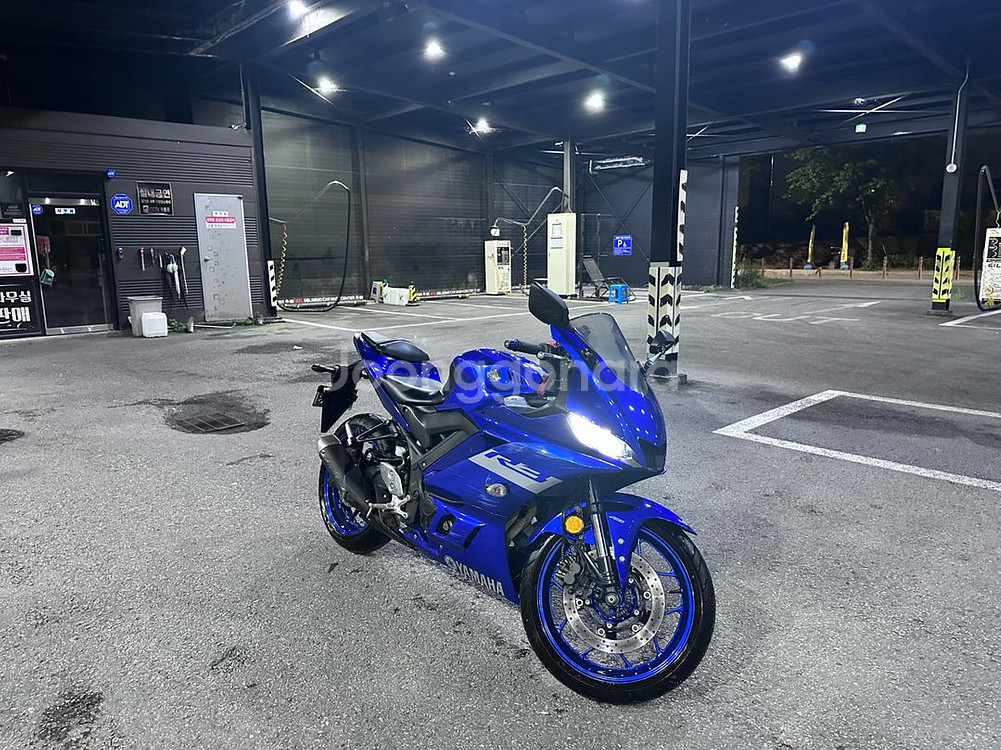 2020 yzf-r3--2