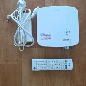 LG PF50KA 빔프로젝터 + 스크린