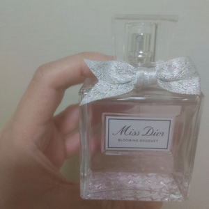 미스 디올 블루밍 부케 행수 테스터
