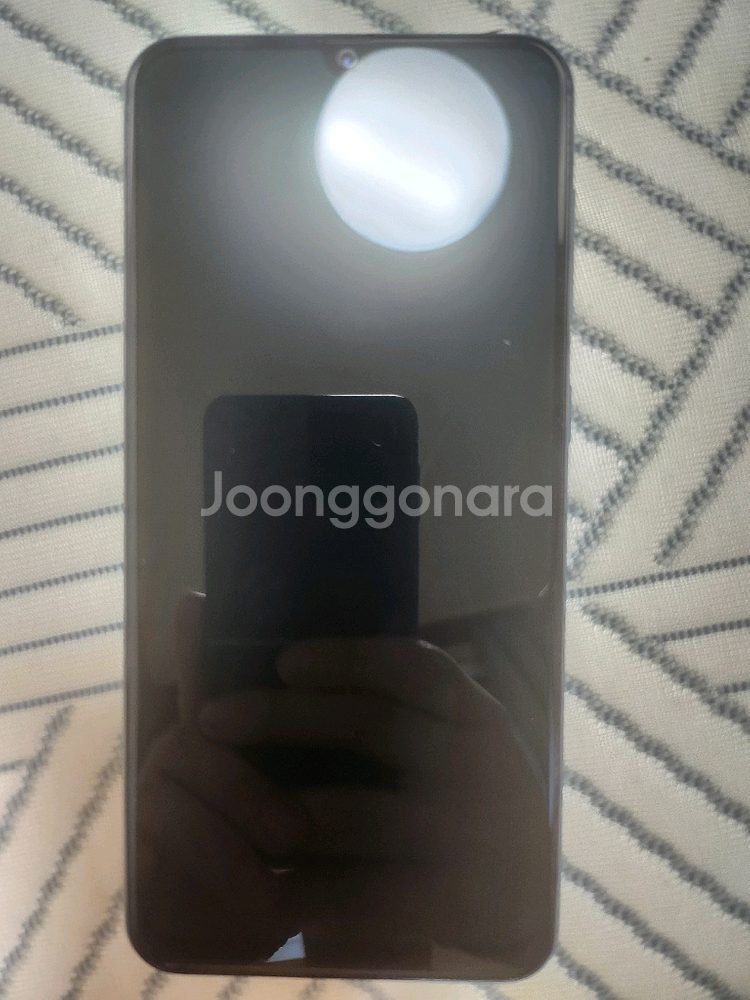 갤럭시 A50 상태좋음 판매합니다.--0