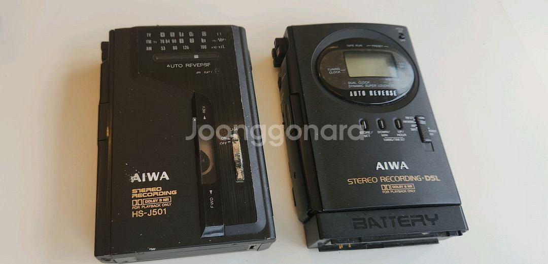 aiwa 워크맨 부품용 2대 팝니다.--0