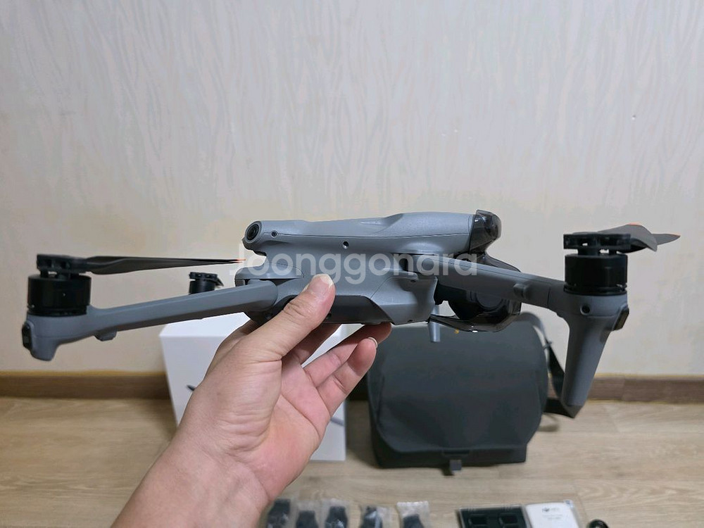 DJI 에어3 플라이 모어 콤보 (DJI RC2 조종기--7