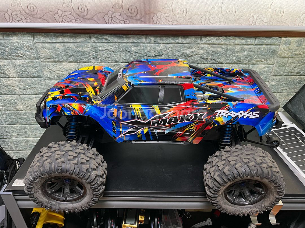 RC카 트랙사스 엑스맥스 8셀 순정--0