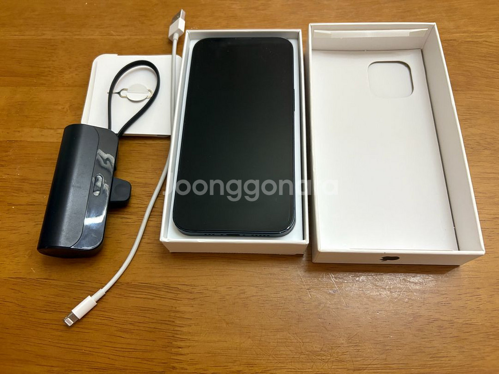 아이폰13 128G 듀얼심--1