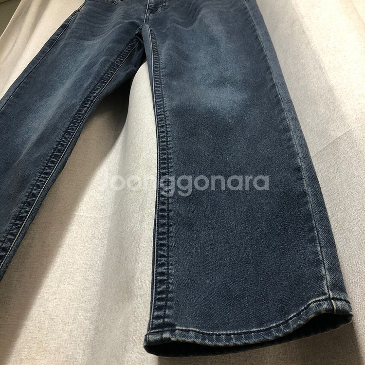 (새상품) 트루릴리전 슬림 스트레이트 데님 팬츠 w32--5