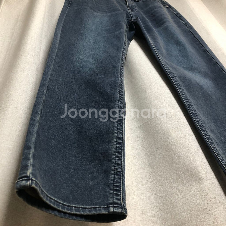 (새상품) 트루릴리전 슬림 스트레이트 데님 팬츠 w32--4