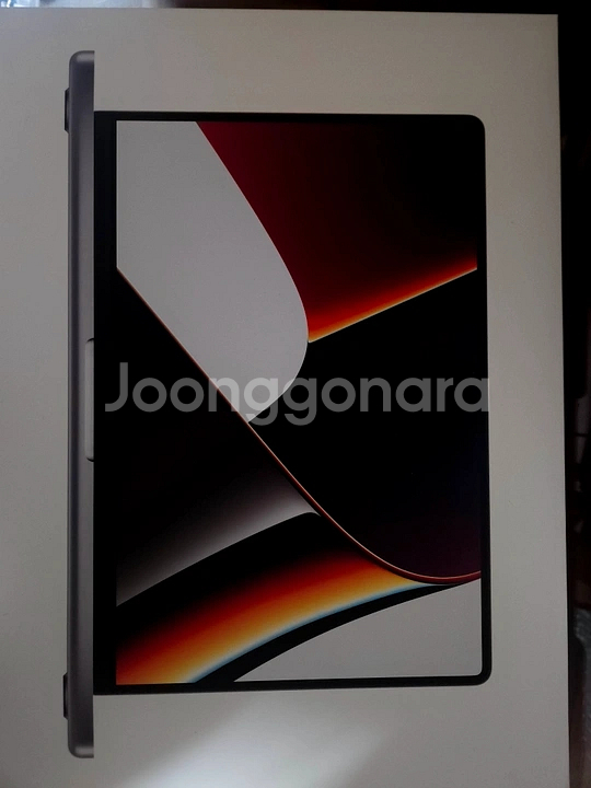 M1 14 맥북 프로 (10코어, 16GB, 1TB)--4