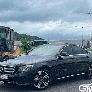 [벤츠]E-클래스 W213 E220d 아방가르드 (5인