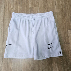나이키 더블스우시 반바지 정품(남녀공용)