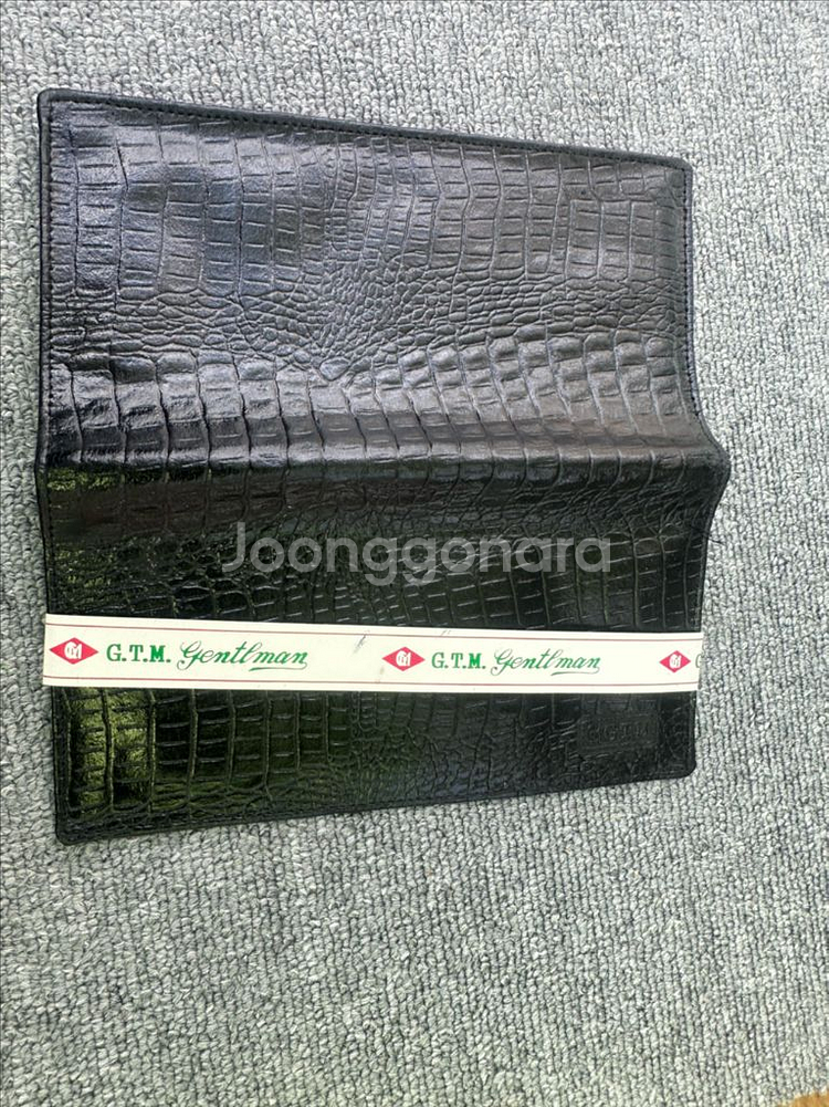 G.T.M. Gentleman 악어가죽 패턴 남성장지갑--3