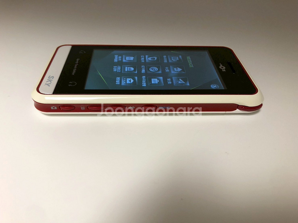 스카이 스포티브폰(IM-U540L) 화이트 깔끔 기기--5