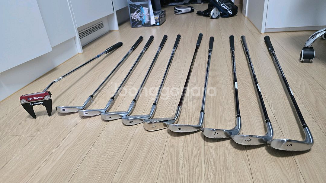 브릿지스톤 V300 7세대 아이언 외 팝니다.--0