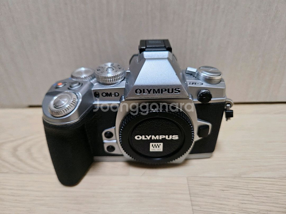 올림푸스 e-m1 실버--1