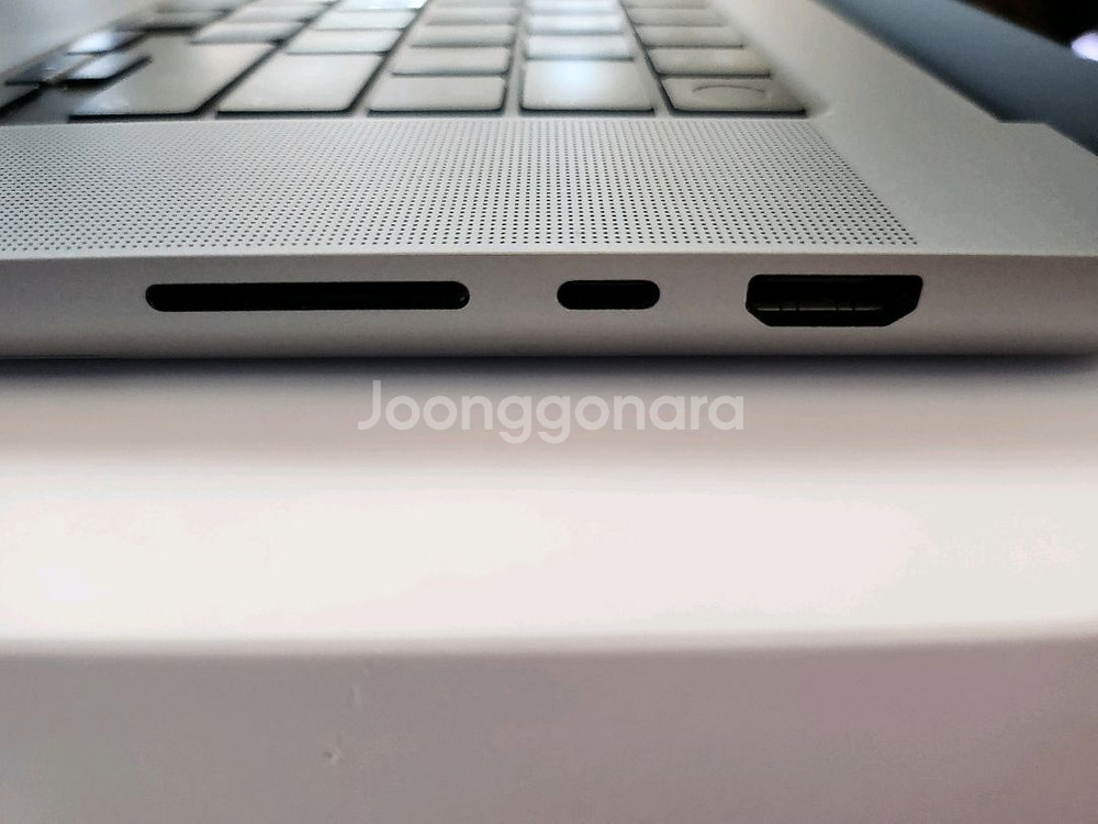 맥북 프로 M1 MAX 16인치(32GB/1TB)--2