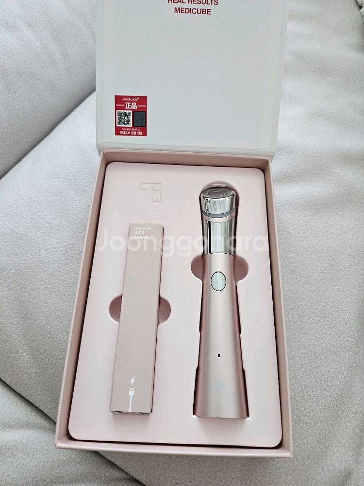 메디큐브 에이지알 ats 에어샷 미용기기--0