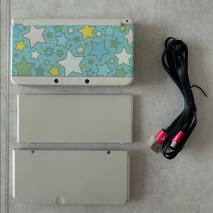 닌텐도 New 3DS 화이트 (우고메모 설치)