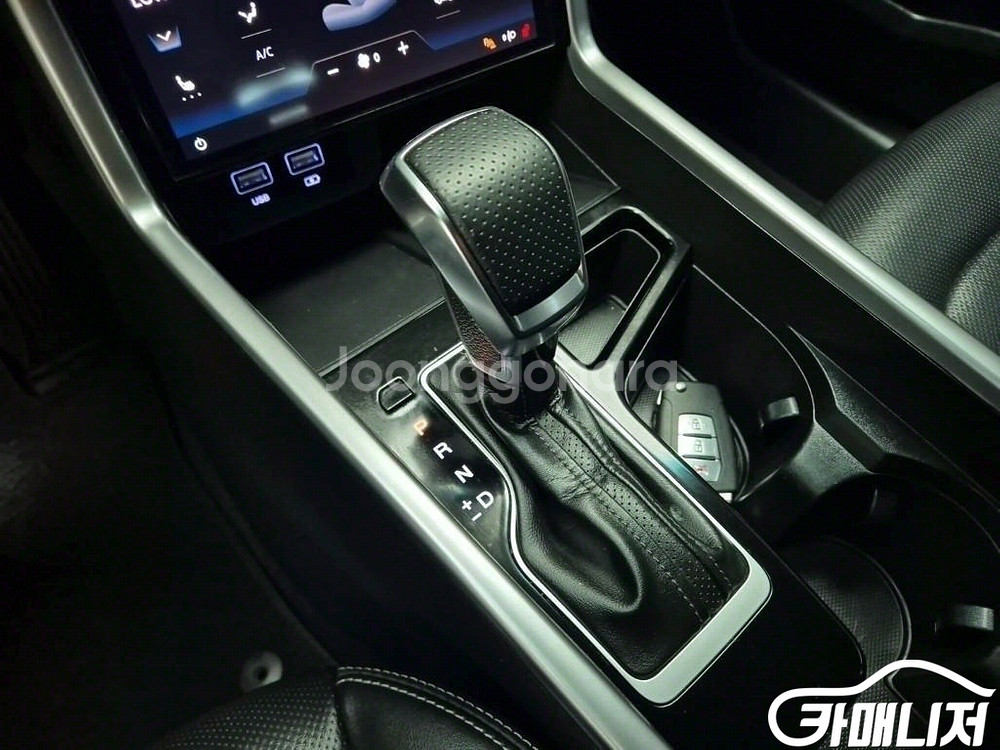 [KG모빌리티(쌍용) ]토레스 1.5 GDI-T 2WD--9