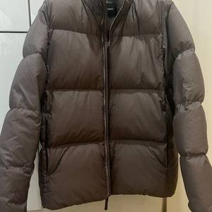 24fw 띠어리 거위털 푸퍼패딩 L (새상품)