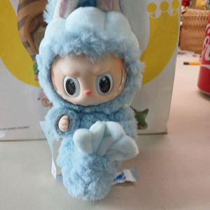 싱가포르 한정판 머라이언 라부부 이미지