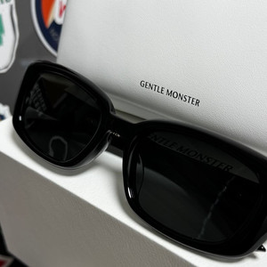 젠틀몬스터 린 LIN 판매합니다