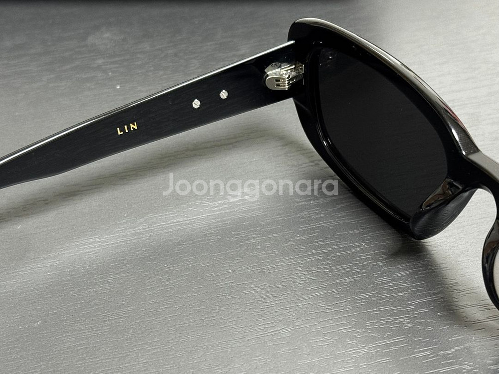 젠틀몬스터 린 LIN 판매합니다--2