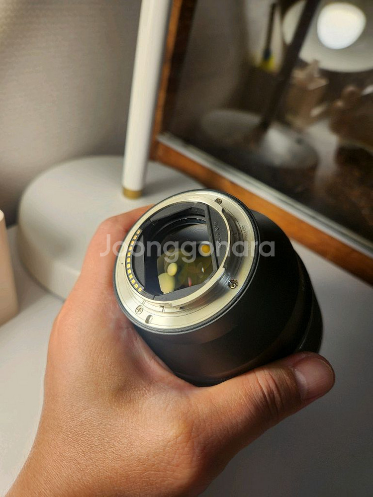삼양 AF 85mm F1.4 FE II 85.4 팝니다--2