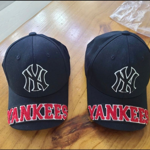 MLB키즈 양키스 볼캡 ㅡ새제품
