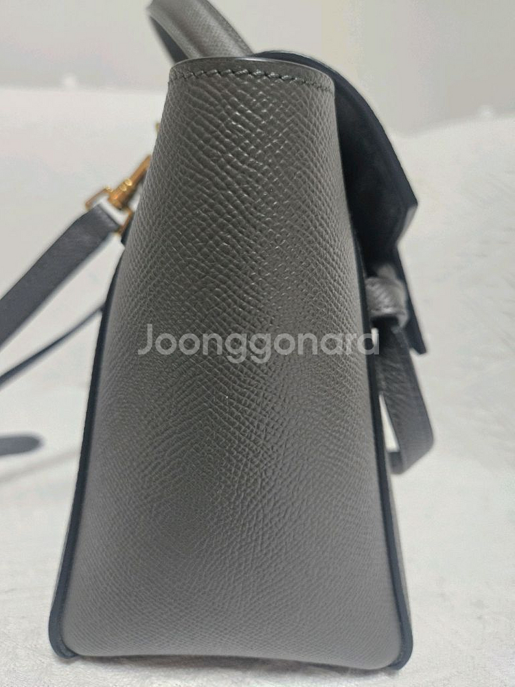 (정품)셀린느 벨트백 그레인 카프스킨 나노 판매--4
