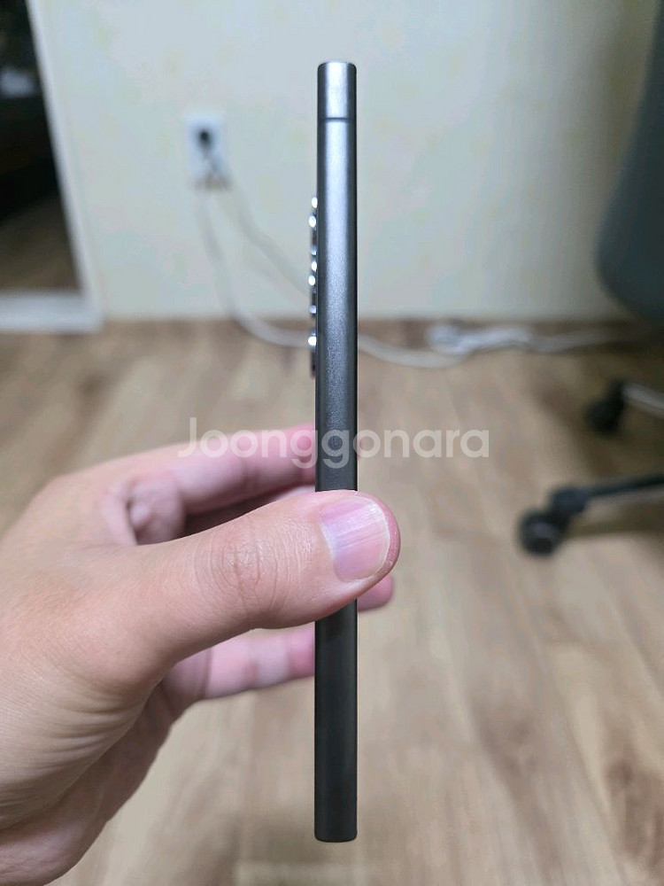 갤럭시 S24 울트라(Ultra) 512GB 팝니다--2