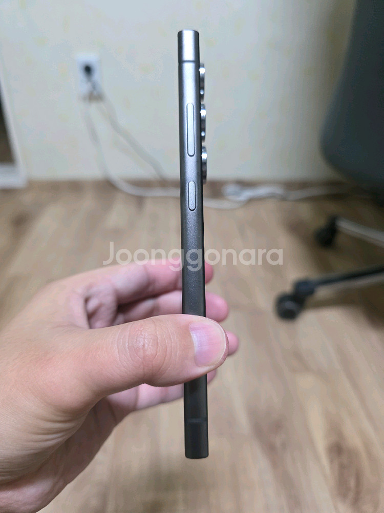 갤럭시 S24 울트라(Ultra) 512GB 팝니다--5