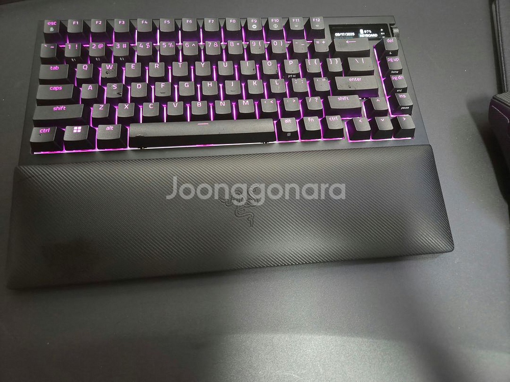 블랙위도우 v4 pro 75% 판매합니다--0