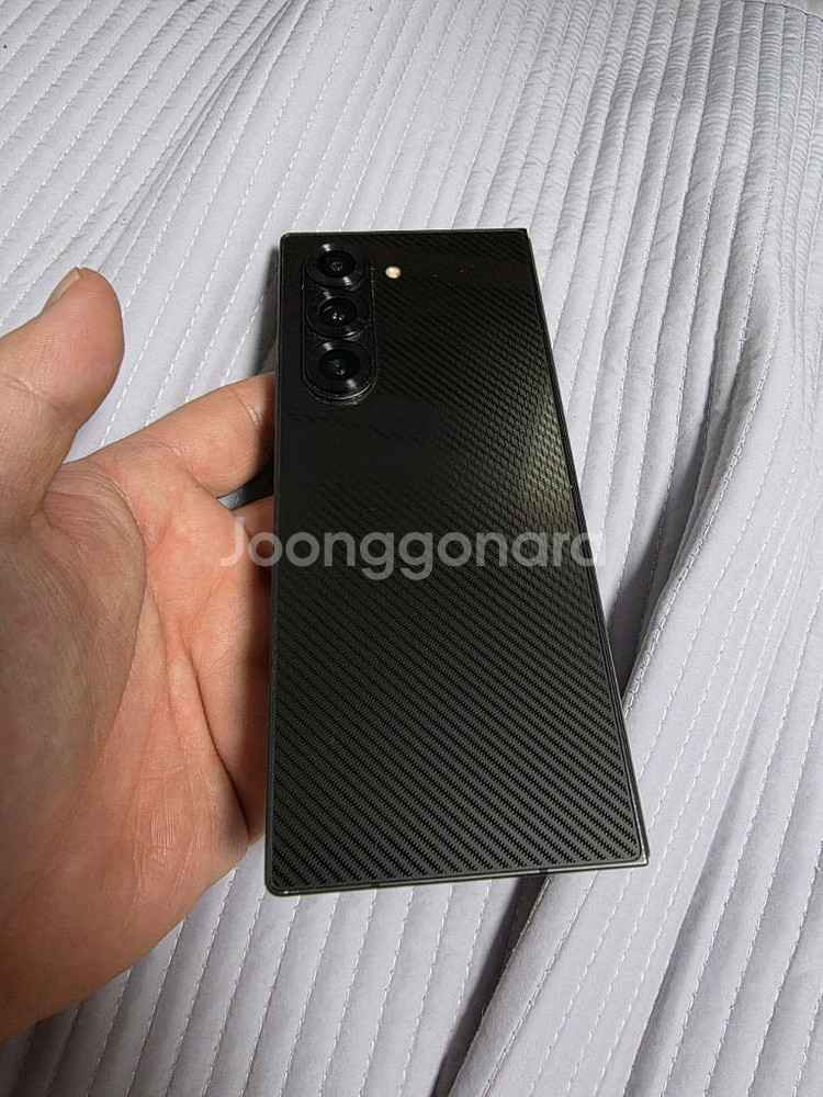 폴드6 1TB 크래프티드 블랙 판매합니다--3