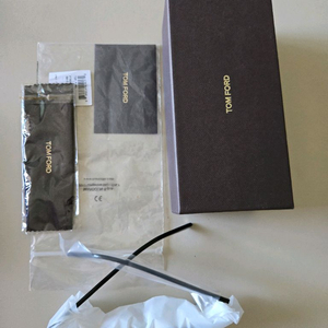 톰포드 안경 TF5696 블랙