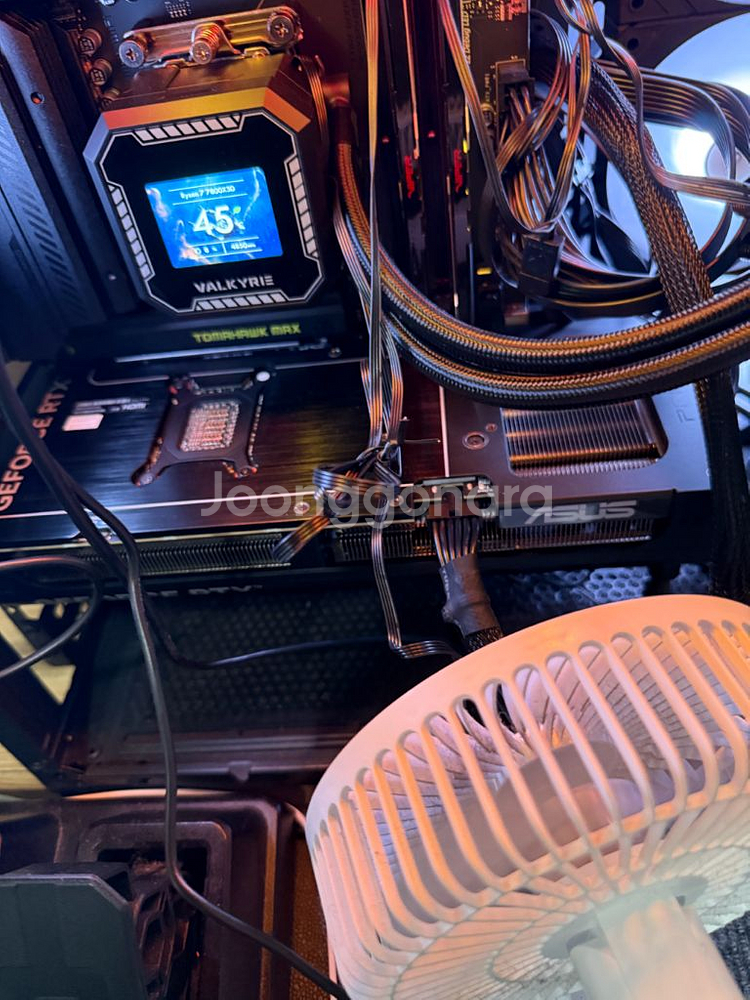 아수스 프라임 5070ti 16g oc 팝니다--1
