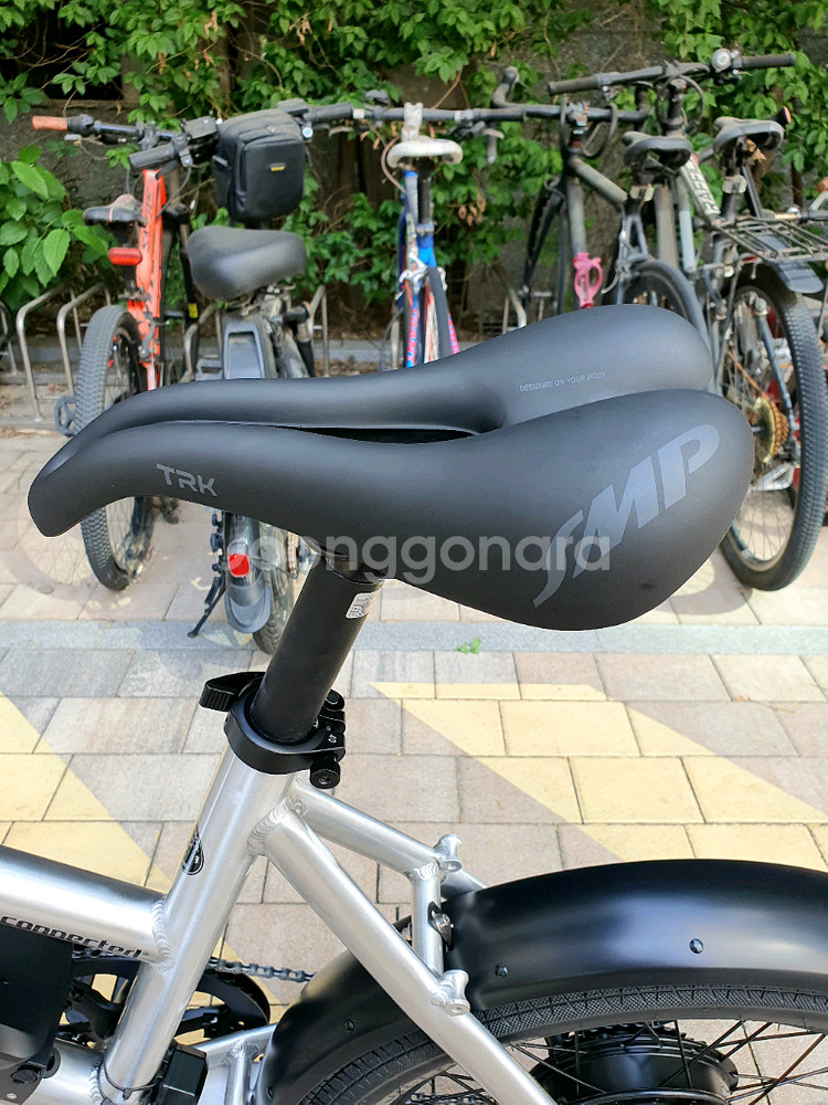 커넥티드 카브에픽 스피드라인 알루색상 A급 333km--9