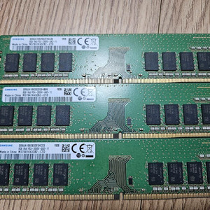 램 ddr4 8g 3개
