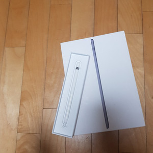 iPad 7세대 32기가 + Apple Pencil 1