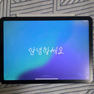 아이패드 에어4 + 애플펜슬 2세대 + 로지텍 키보드