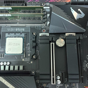 5900x + b550 어로즈 + 삼성ddr4 32g