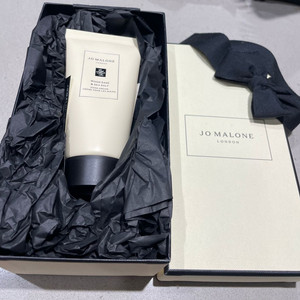 새상품)조말론 우드세이지 핸드크림 50ml