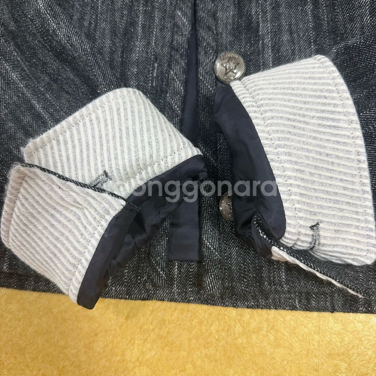 마인 디테쳐블 칼라 자켓 , 82사이즈 판매!--3