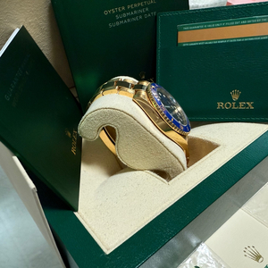 롤렉스 서브마리너 청판 금통 19년식 40MM 급매