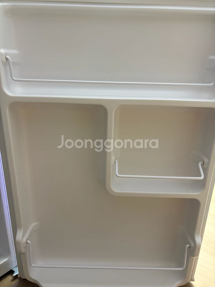 소형냉장고 TCL F75SDW--2