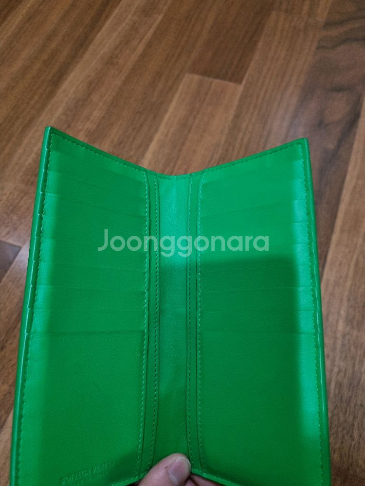 보테가 베네타 장지갑--0