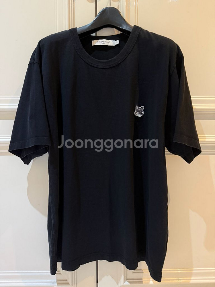 메종 키츠네 그레이 폭스 헤드 패치 클래식 티셔츠 블랙--1
