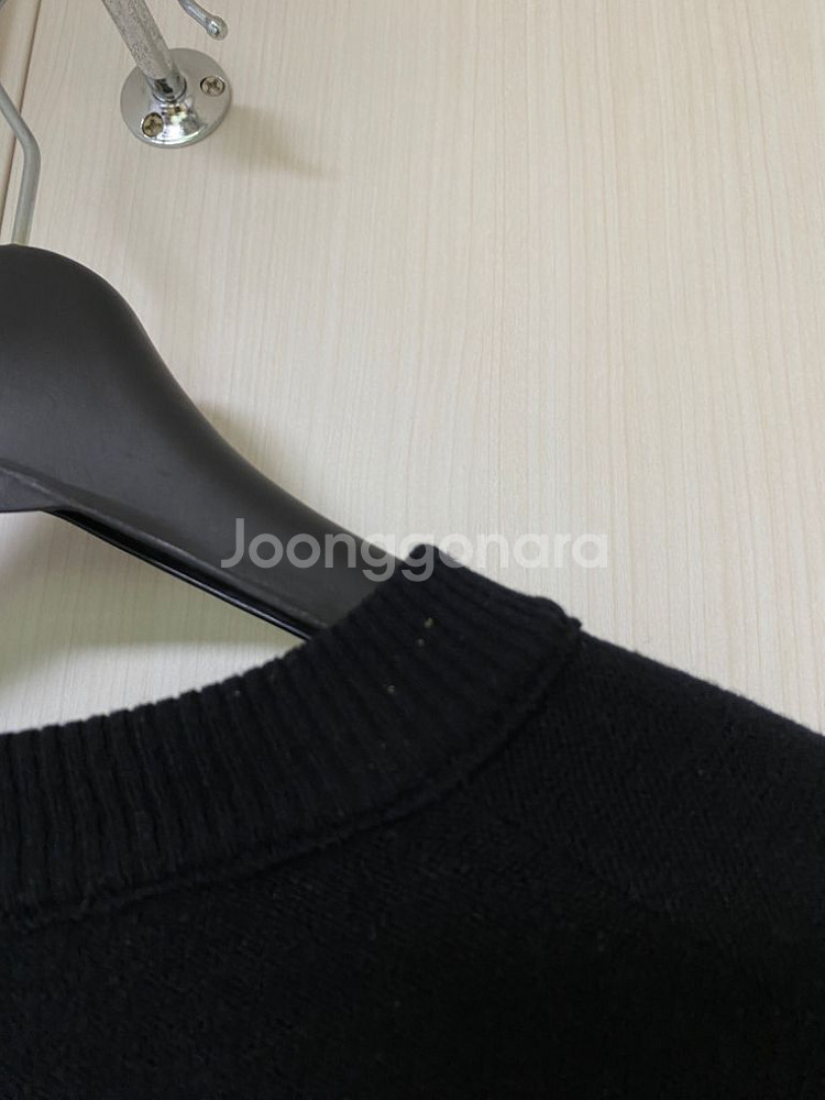 [22FW, M] 스톤아일랜드 와펜 패치 니트 블랙--4