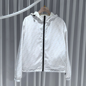 46 / 펜디 FF 로고 화이트 바람막이 리버서블 후드