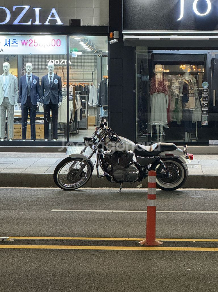 (경기 용인)할리 XL883c 05년식 캬브레터--1