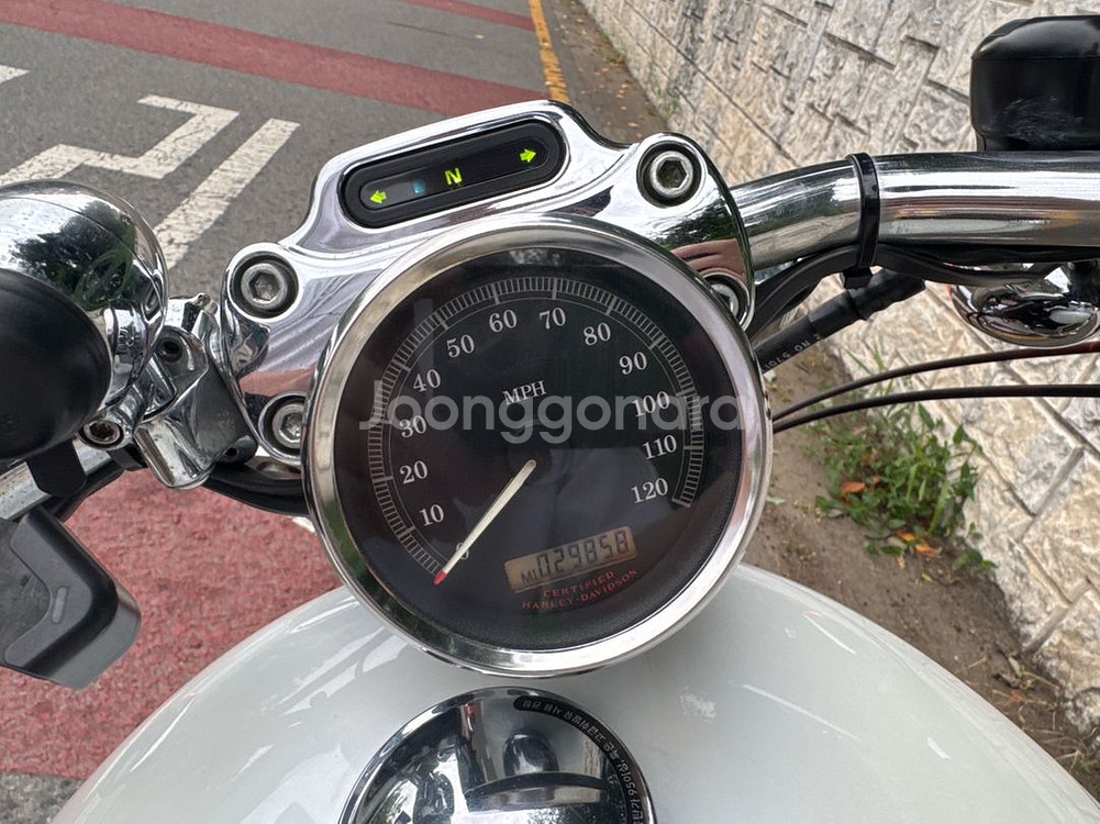 (경기 용인)할리 XL883c 05년식 캬브레터--2