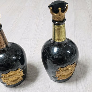 로얄 샬루트 38년산 공병 팝니다.